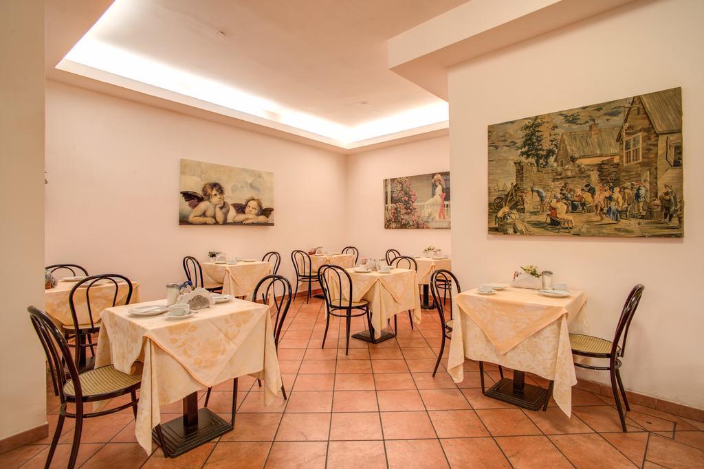 Hotel Corona Рим Екстериор снимка
