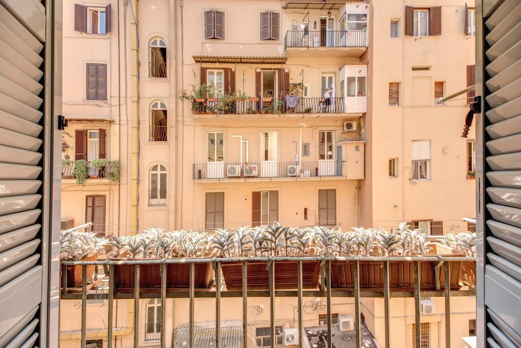 Hotel Corona Рим Екстериор снимка